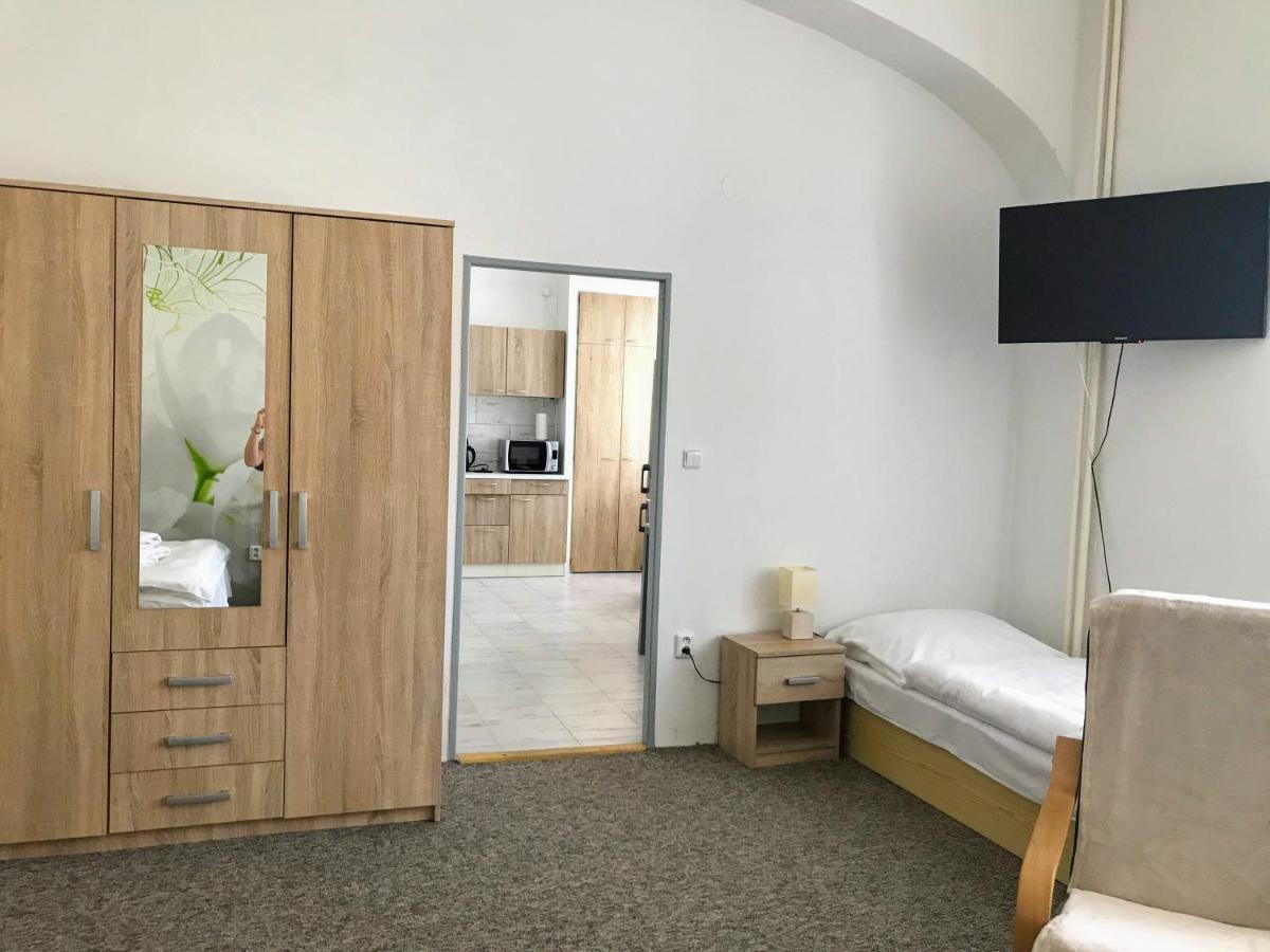 Apartman Na Namesti Lejlighed Opočno Eksteriør billede